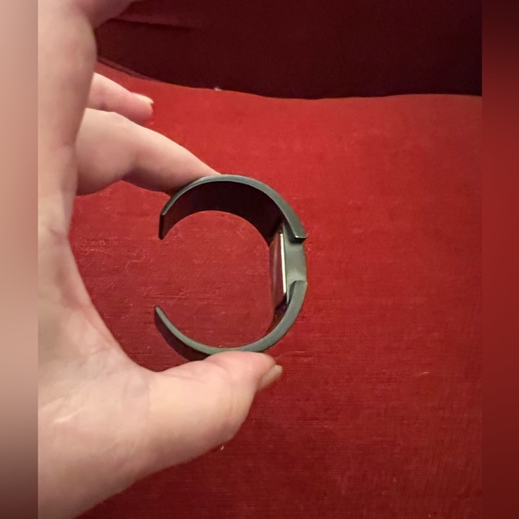 🎈🎈🎈NWOT FANTASTIC BLACK CUFF WATCH - Picture 4 of 6